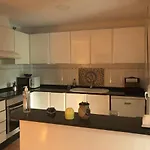 La Rosaleda 82