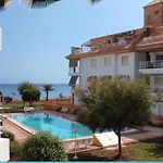 Pie De Playa En Denia Y Con Piscina