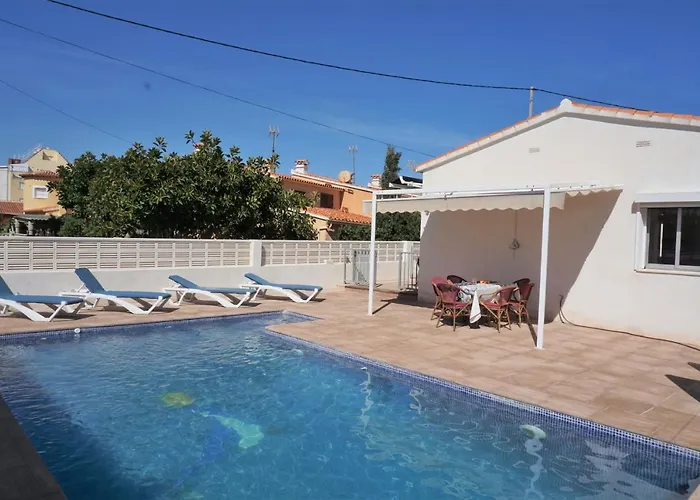Villa Playa Azul