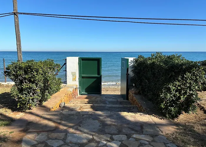Arenes Primera Linea De Playa