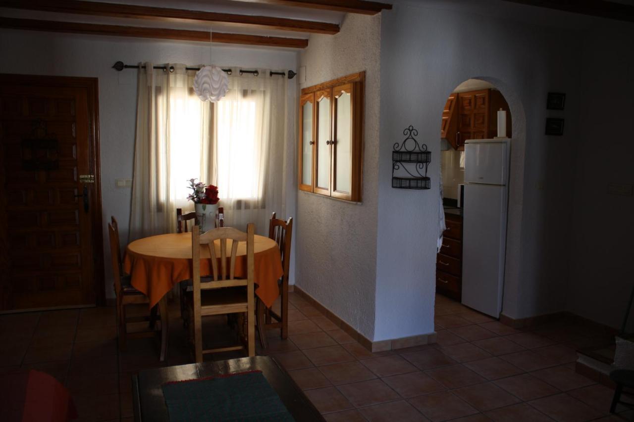 Holiday home Lirios Locdenia