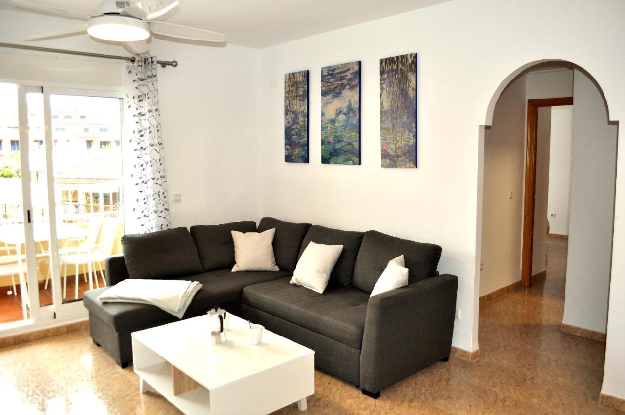 Miguel Hernandez, Centro, 3 Dormitorios, By Bookindenia Apartment