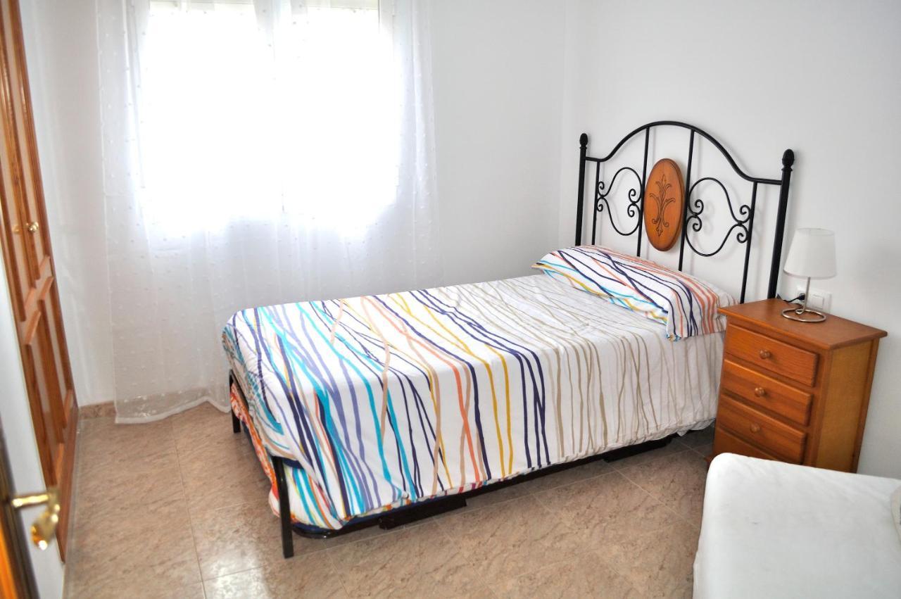 Miguel Hernandez, Centro, 3 Dormitorios, By Bookindenia Apartment *