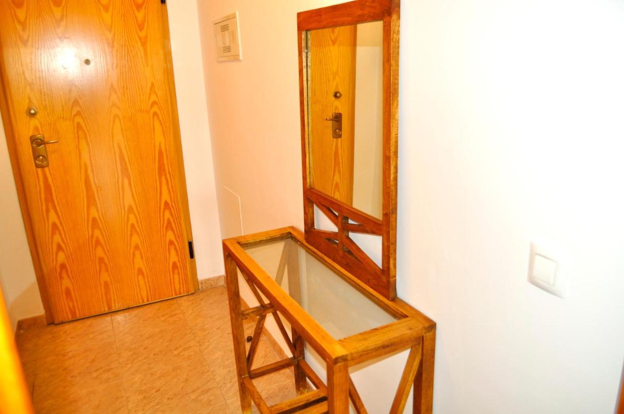 Miguel Hernandez, Centro, 3 Dormitorios, By Bookindenia Apartment