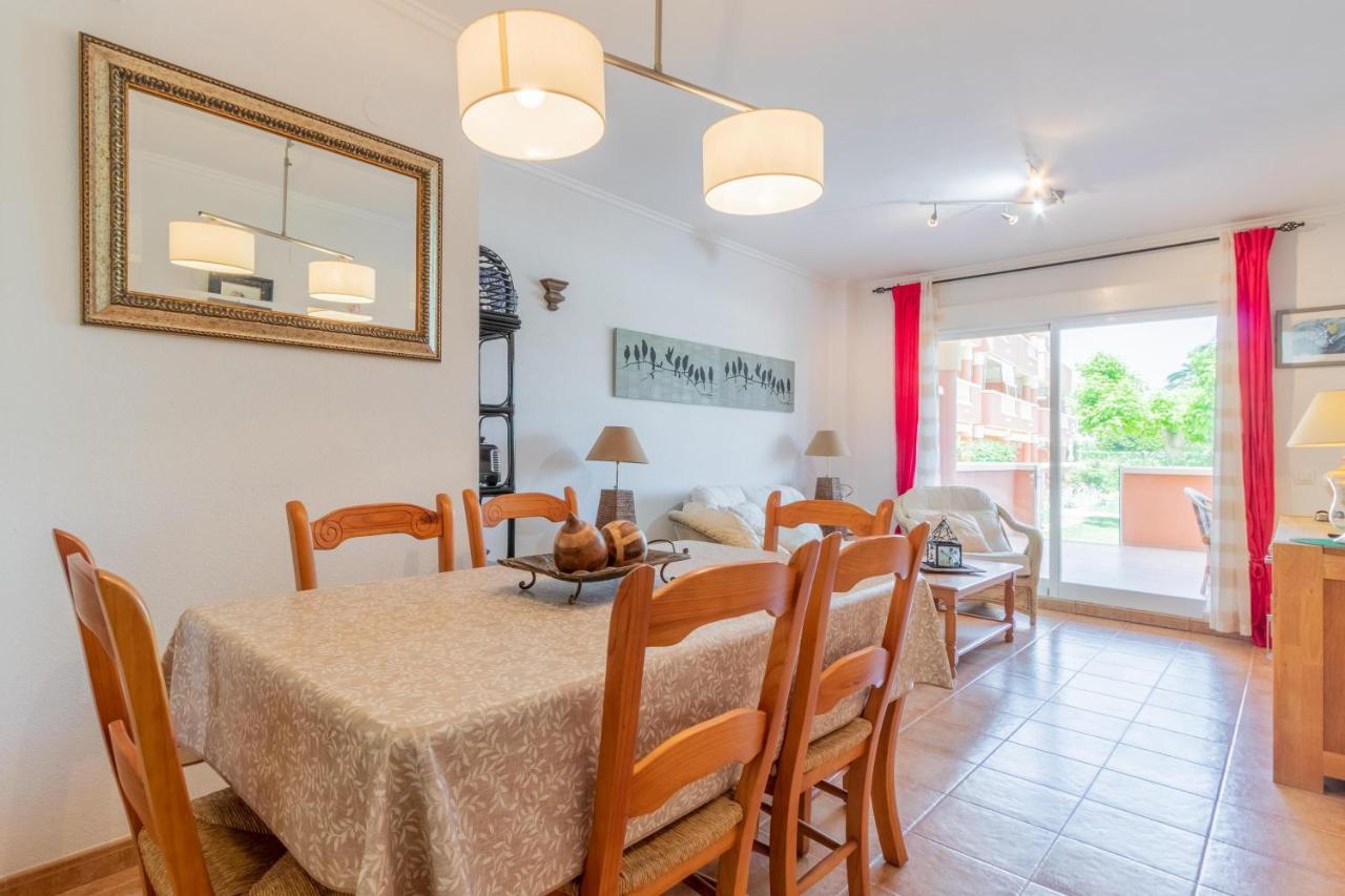 Poseidon Apartment *