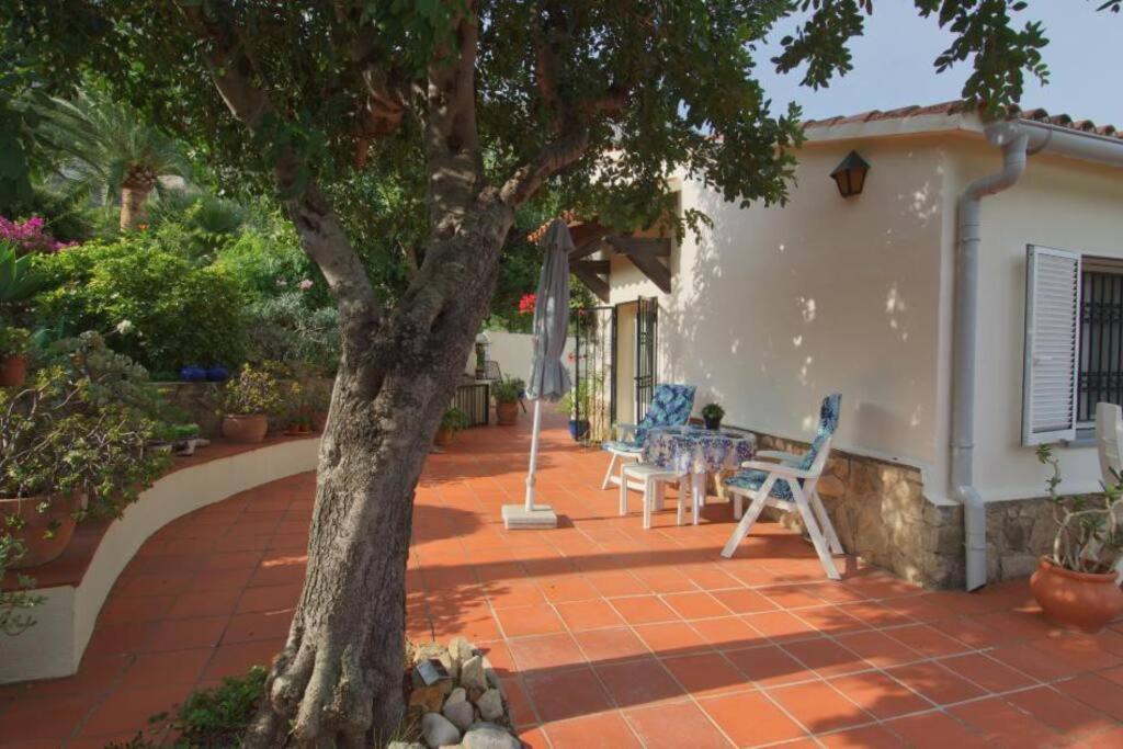 Agradable Casa Con Piscina Privada Y Jardin Holiday home