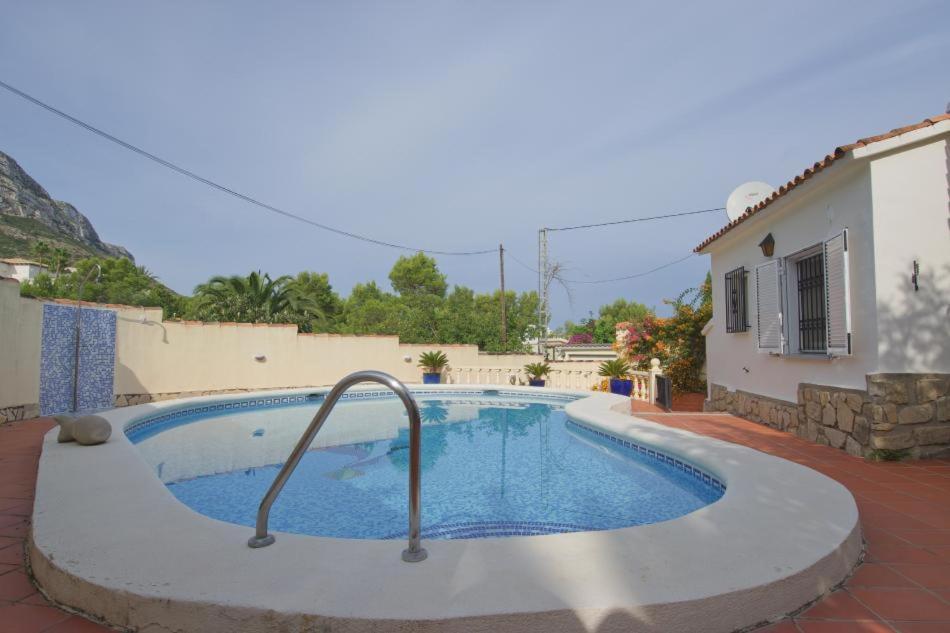 Agradable Casa Con Piscina Privada Y Jardin Holiday home