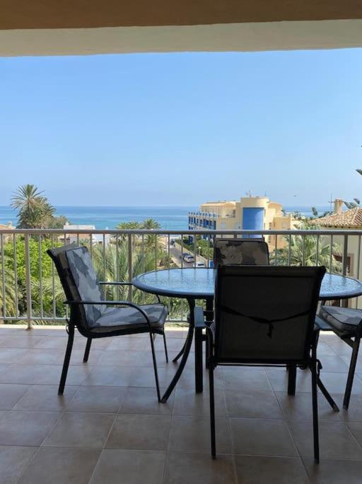 Penthouse 80qm, Zusaetzlich 80 Qm Private Terrasse, 60 M Zum *
