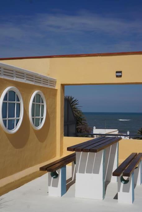 Penthouse 80qm, Zusaetzlich 80 Qm Private Terrasse, 60 M Zum Apartment Denia