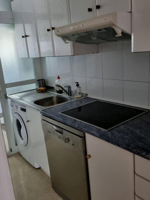 Apartamento En Denia,apartamento De 2 En Las Brisas Playa Y Piscina Dénia