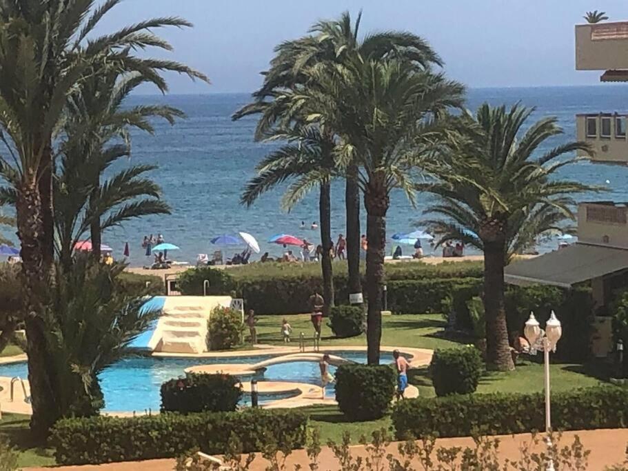 En Denia,apartamento De 2 En Las Brisas Playa Y Piscina Apartamento *