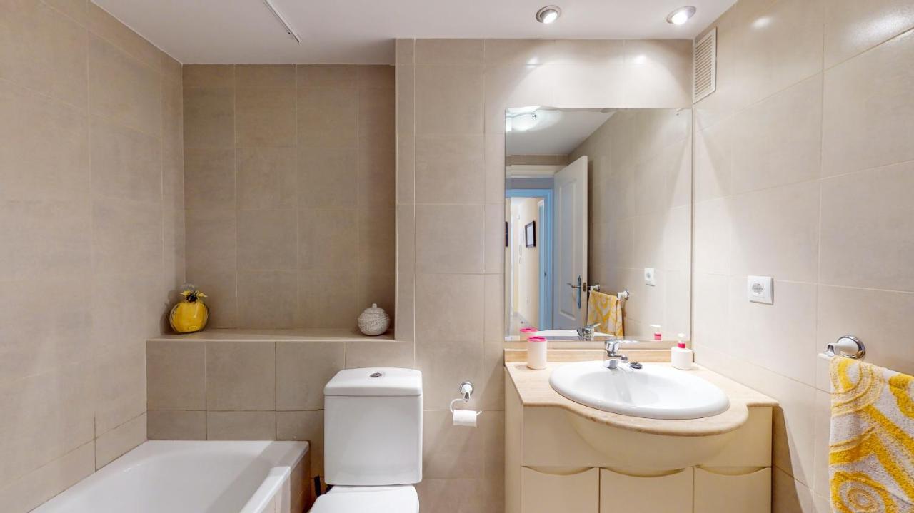 Sergi By Family Homes Apartment *