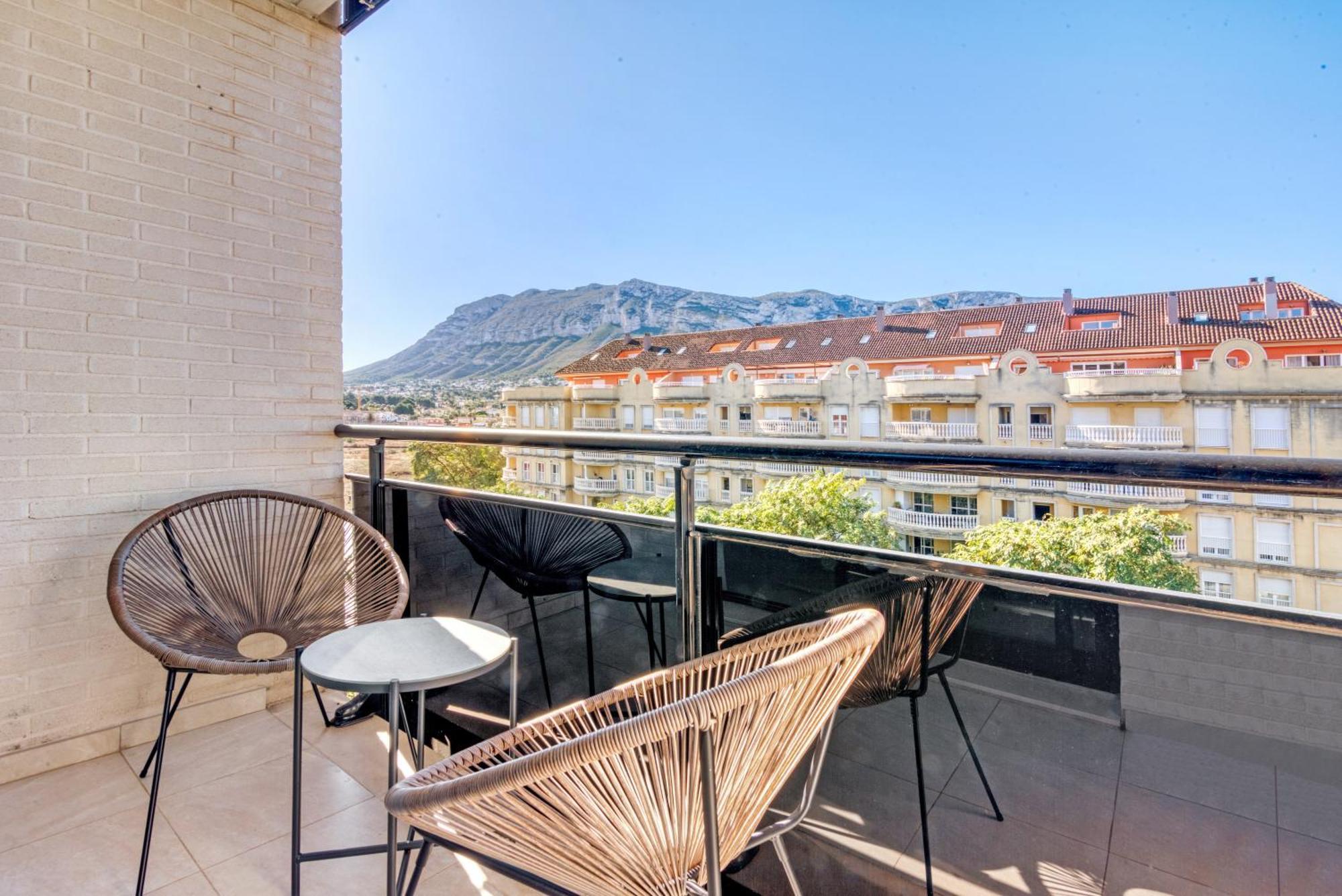 Joan Chabas Apartment