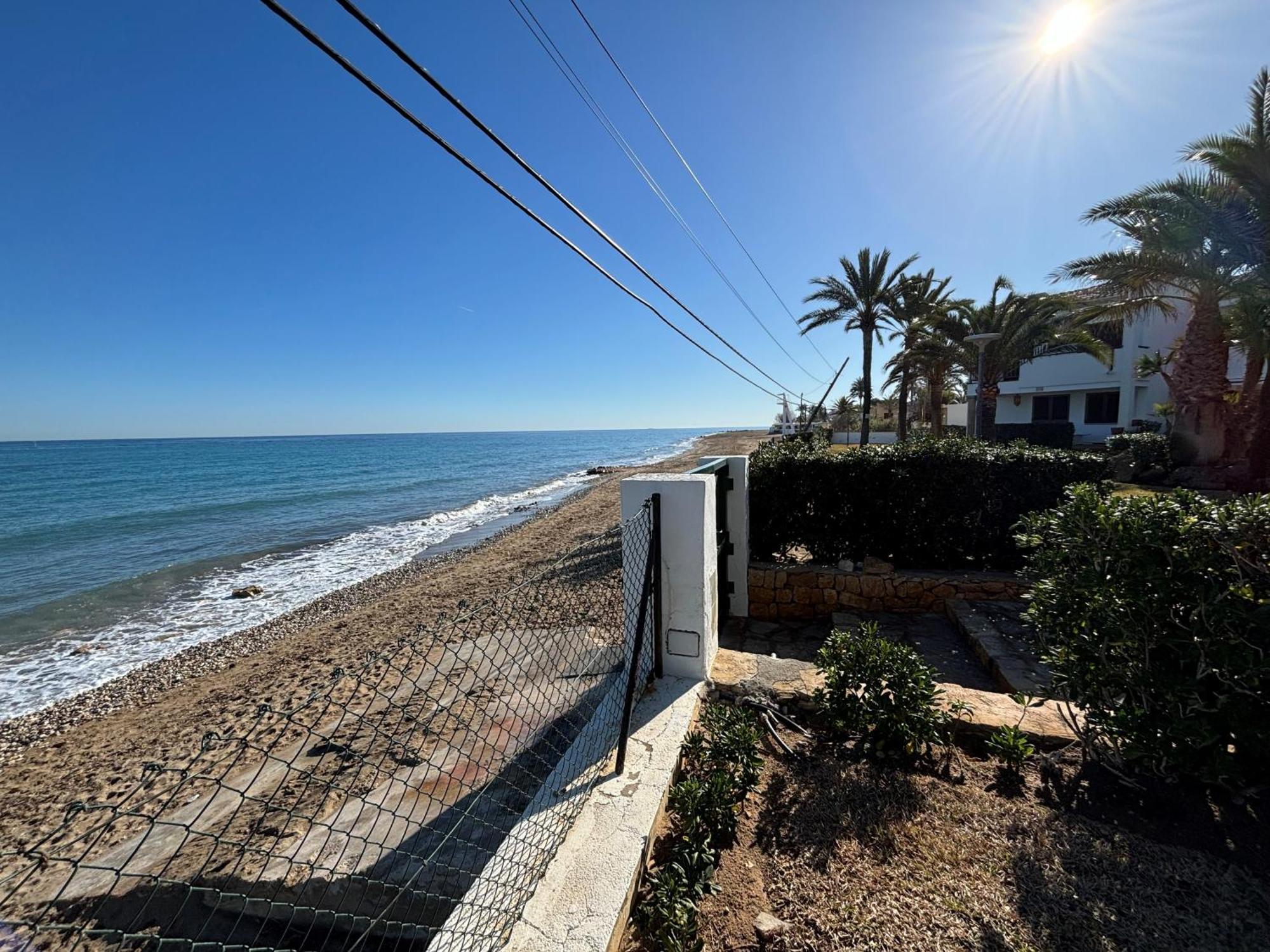 Apartamento Arenes Primera Linea De Playa Dénia