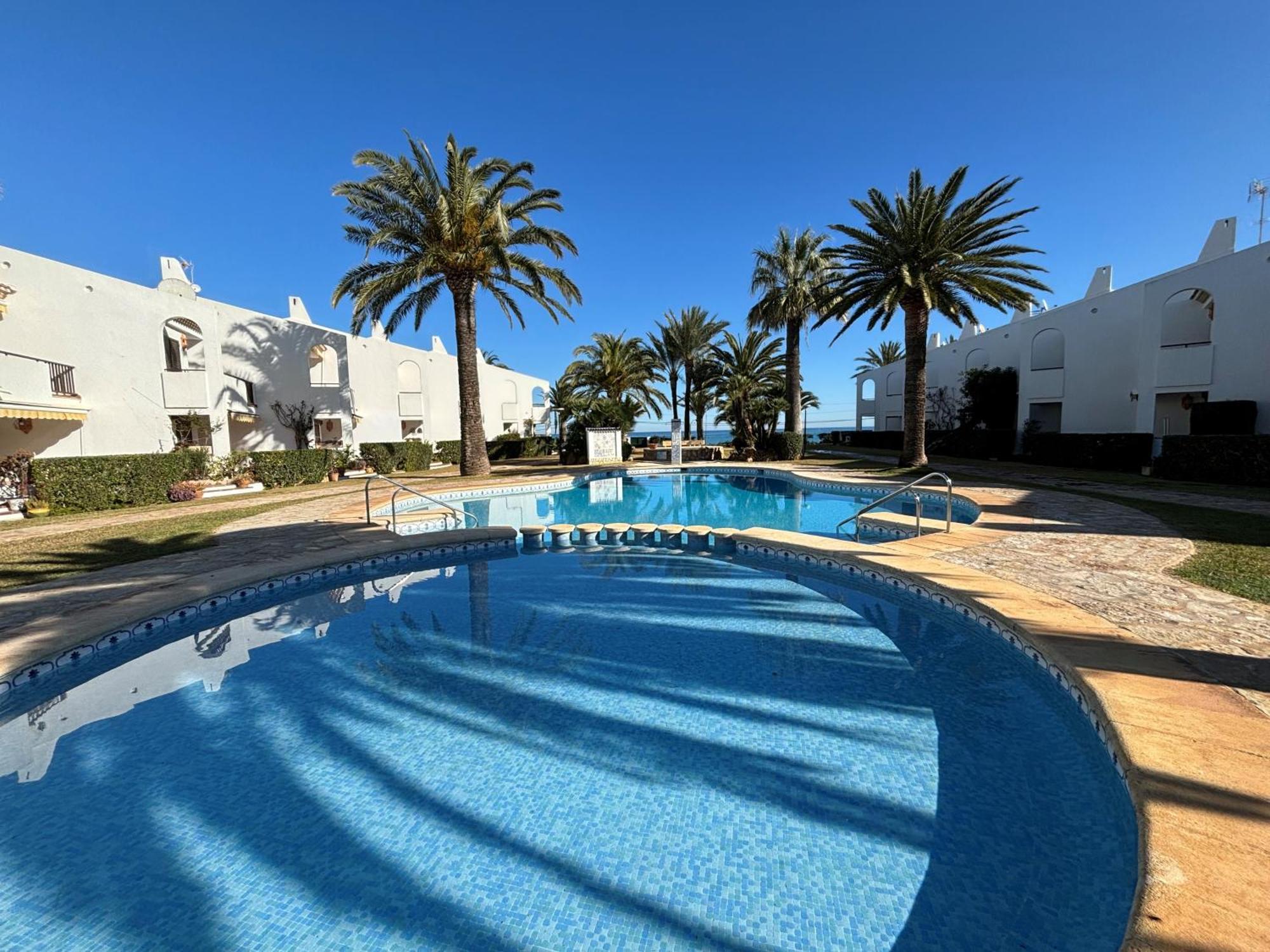 Apartamento Arenes Primera Linea De Playa