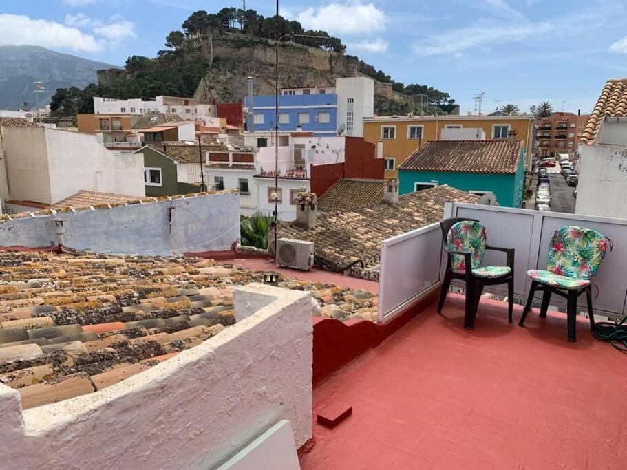 Casa Con Terraza En Barrio Marinero Сasa de vacaciones *
