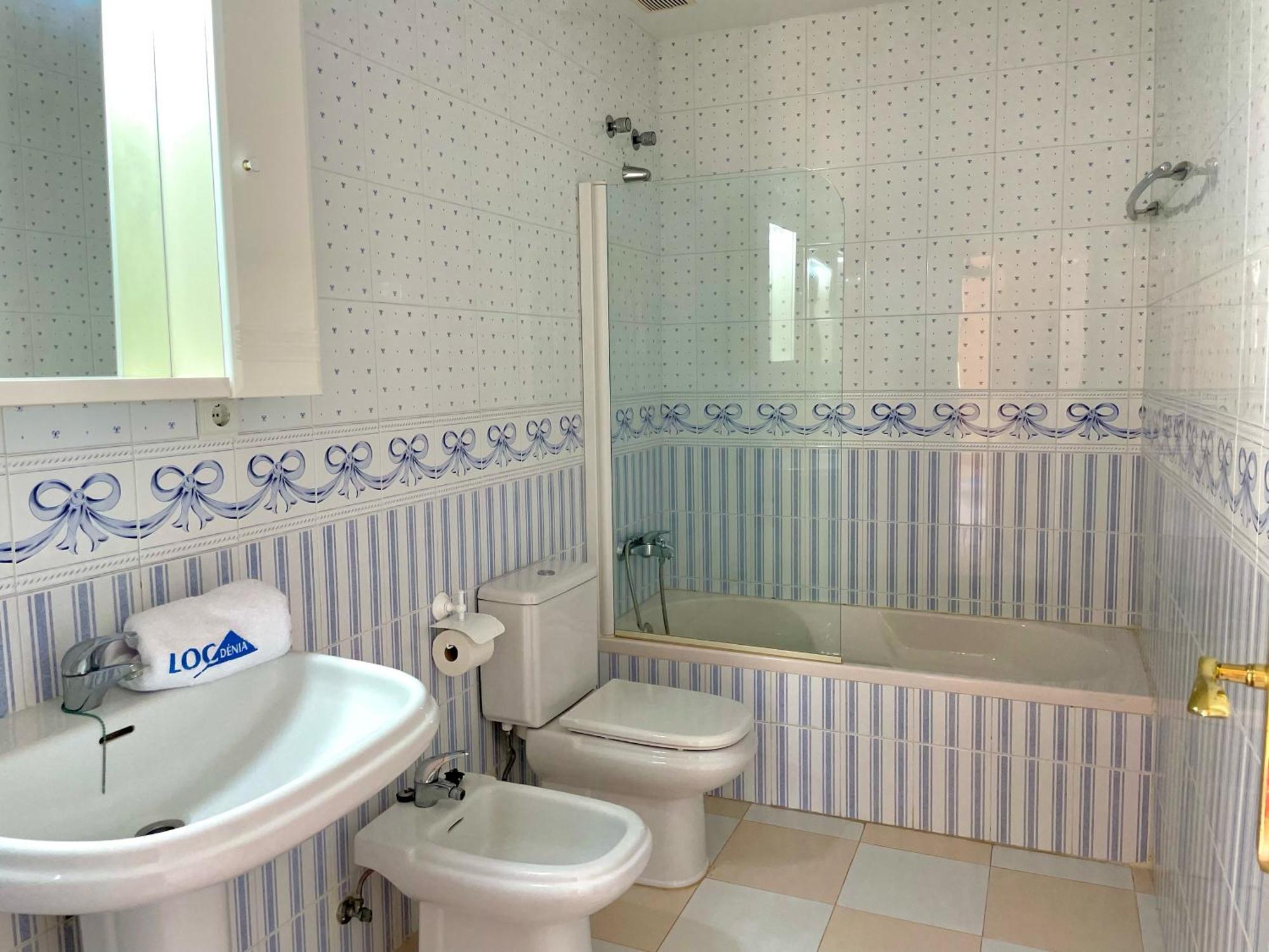Holiday home Adosado Nadine Locdenia