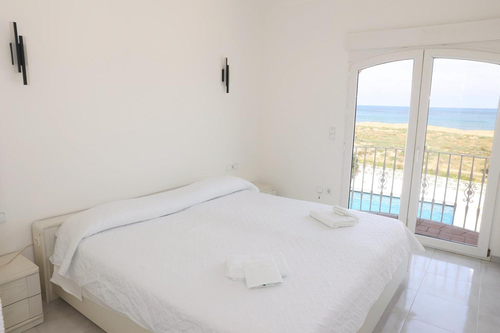 Holiday home En La Playa Con Piscina Privada - Holavivienda Inmobiliaria