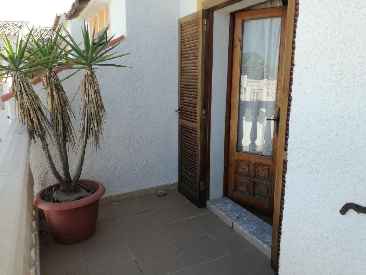 Holiday home Lirios Locdenia