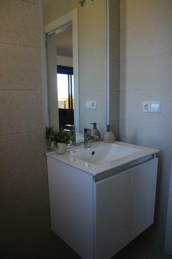 Apartment Atico-duplex Cerca De Y La Playa -
