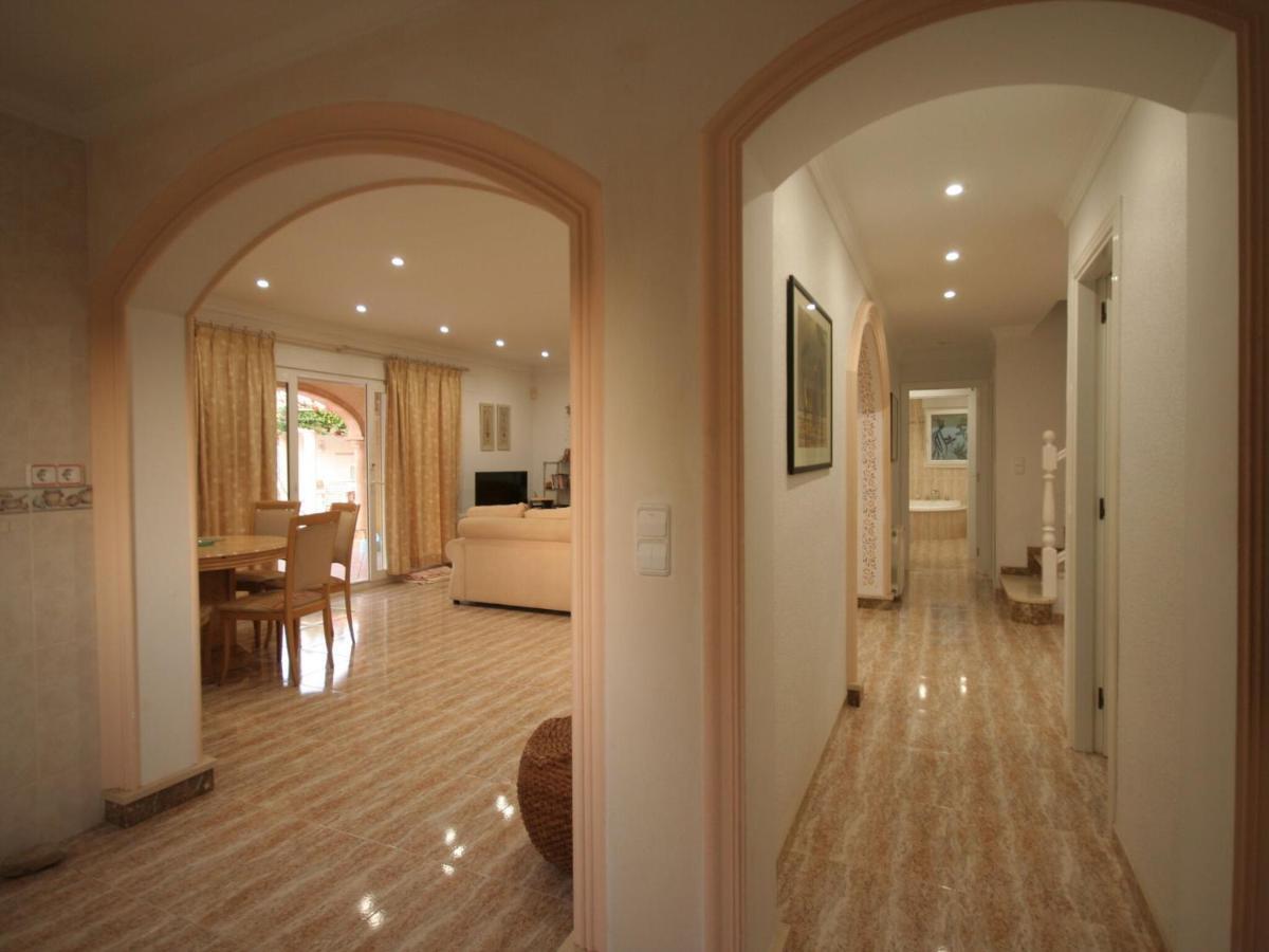 Belvilla By Oyo Somontes Villa *