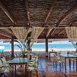 Apartamento Victoria Playa III con una gran terraza
