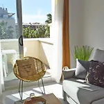Elegance Anterior