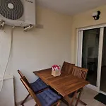 Lovely One Bedroom Unit With Balcony And Pool