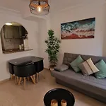 Lovely One Bedroom Unit With Balcony And Pool