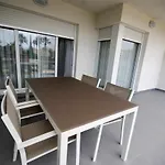 V21 Piso De 2 Habitaciones Urb Victoria Playa II