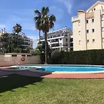 Lovely One Bedroom Unit With Balcony And Pool