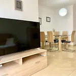 Amplio Apartamento En Centro
