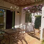 Villa Familiar En La Montana, Con Acceso A Piscina