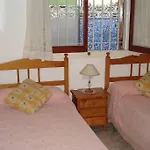 Bungalow En Playa Marinas Para 6/7 Personas, A 150 M. Del Mar