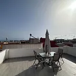 Entre El Mar Y El Cielo