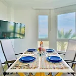 Apartamento Molinell 3A En Primera Linea Del Mar