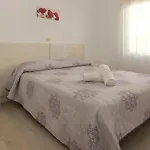 Villa 2 Hab Cerca Piscina Toboganes. Wifi Gratis