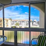Apartamento En Golden Park