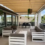 Lujoso Apartamento A 150 M Del Mar