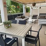Lujoso Apartamento A 150 M Del Mar