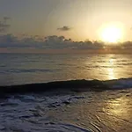 La Playa A 2 Minutos Y 14 Segundos A Pie