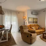 Precioso Chalet Independiente En Denia Con Piscina