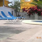 Villa En Les Rotes/Las Rotas, Piscina