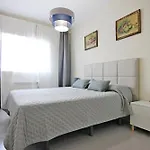Apartamento Marina Raset, 1-A Linea