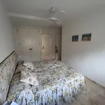 Apartamento Con Terraza De 100M2
