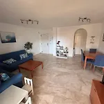 Apartamento Con Terraza De 100M2