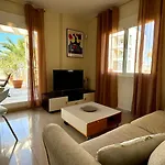 Apartamentos Carlton VyB