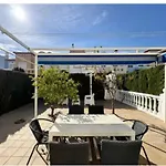 Beautiful Chalet Adosado Con Piscina Comunitaria
