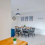 Apartment Marina Real Iii-6 By Interhome