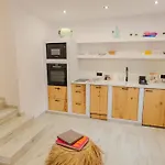 La Esquina 1B